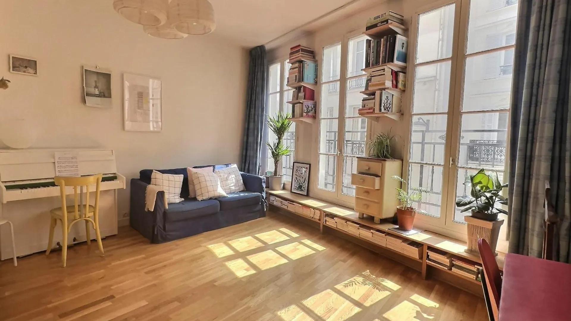 פריז Bright 28M Apartment In The Old Halles District צרפת